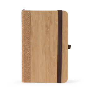 ORWELL POCKET. Caderno de bolso de capa dura em folha de bambu e cortiça com páginas pautadas recicladas